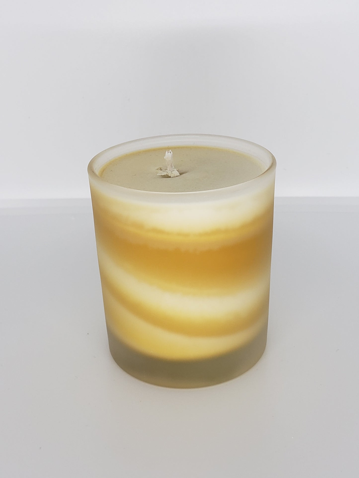 Diagonally Striped Candle - Crème Brûlée